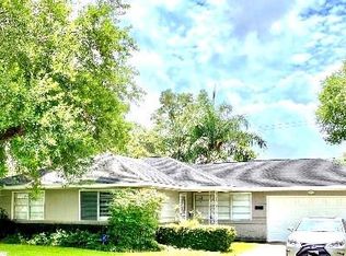 4725 Kinglet St, Houston, TX 77035