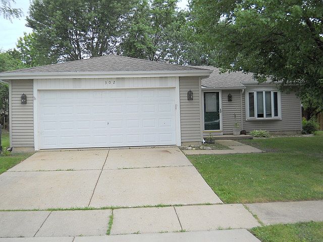 1st image of 302 Aqua Ct