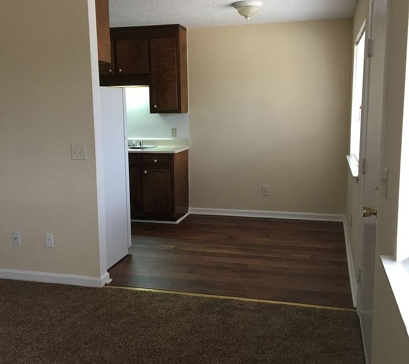 1st image of 4426 Torrance Dr NW APT 14