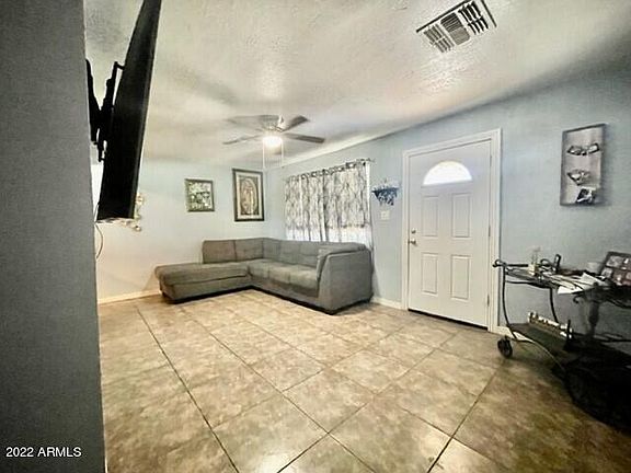5th image of 2330 E Pueblo Ave