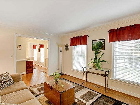 4th image of 1701 Quietwood Ct