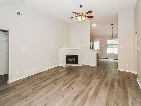 4th image of 6803 Kerry Valley Ln