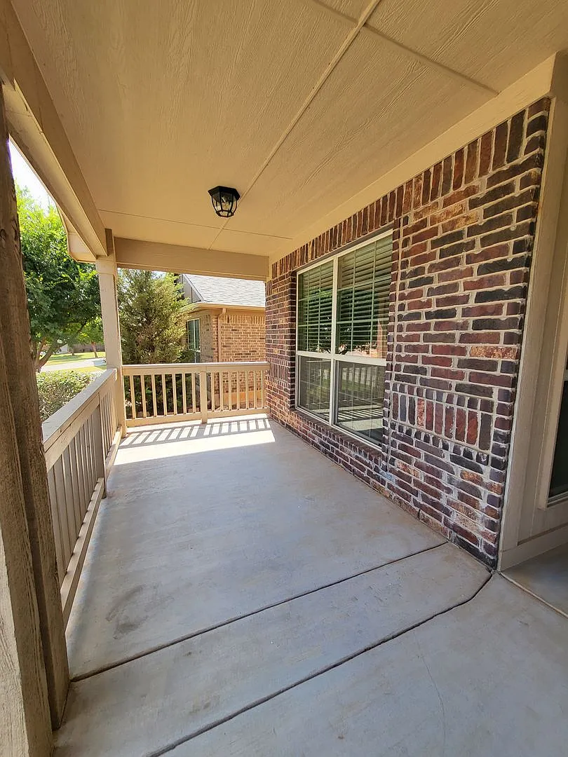 (3) Bed/(2) Bath in Greenleaf Trails Addition Avail NOW! — Photo 3