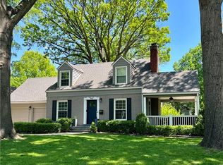 7803 Cambridge St, Prairie Village, KS 66208