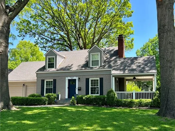 7803 Cambridge St, Prairie Village, KS 66208