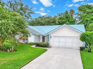 25 Redbay Ct W, Homosassa, FL 34446