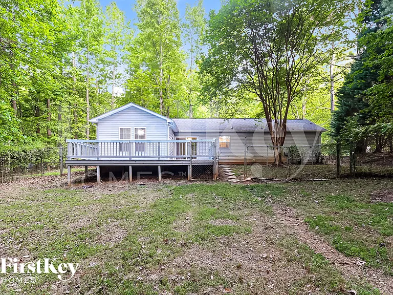 110 Waderich Ln — Photo 18