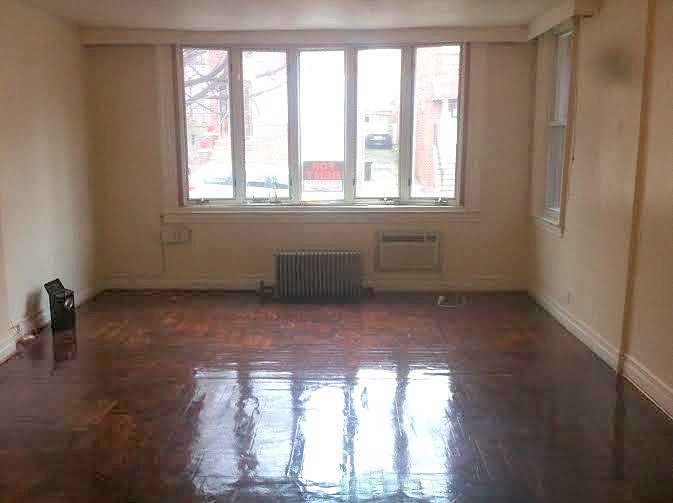 2nd image of 1133 Noble Ave