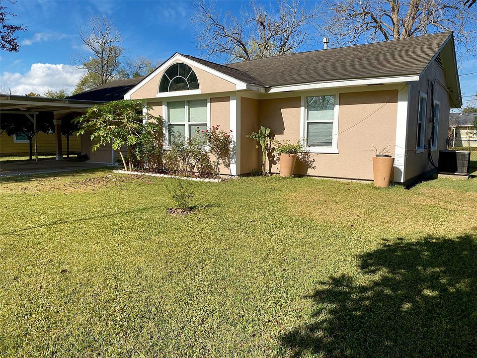 1st image of 1301 Bayswater Dr