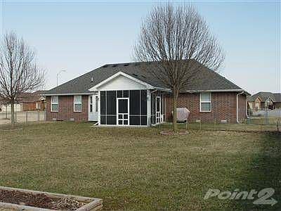Nice all brick exterior.