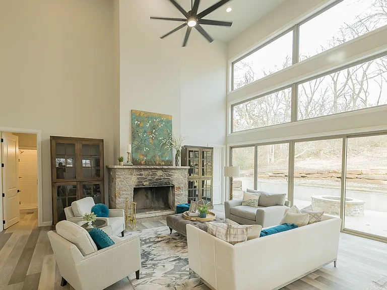 Oak Hill Townhomes: Now Offering First Month FREE! — Photo 47
