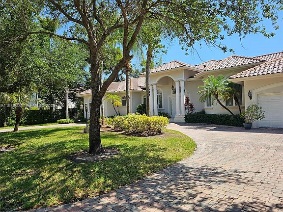 2nd image of 9503 SW 89th Pl