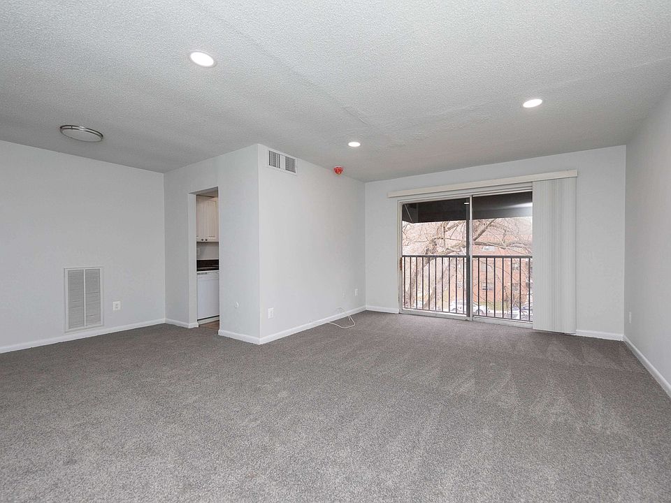 Living Area - Classic