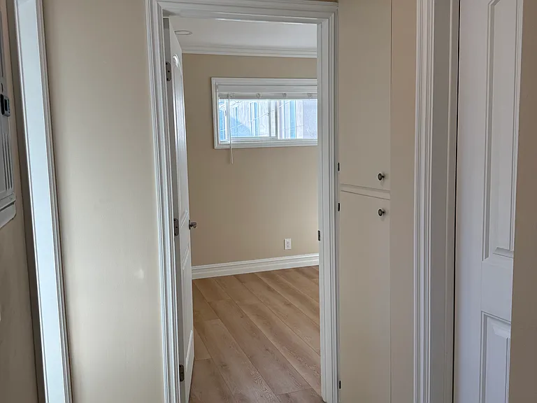 3252 3rd Ave — Photo 8