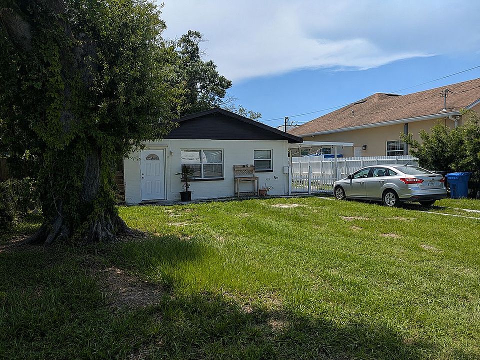 1st image of 7516 N Hubert Ave