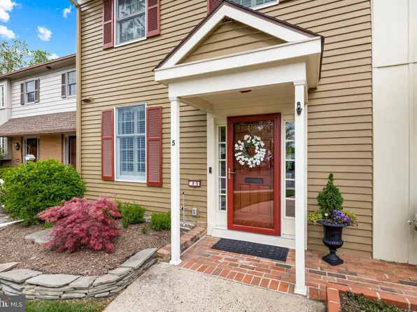633 E Main St Unit A5, Moorestown, NJ 08057