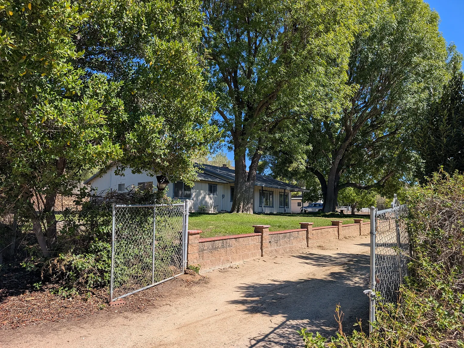 3 bed, 2287 sqft, $2,850 — Photo 1