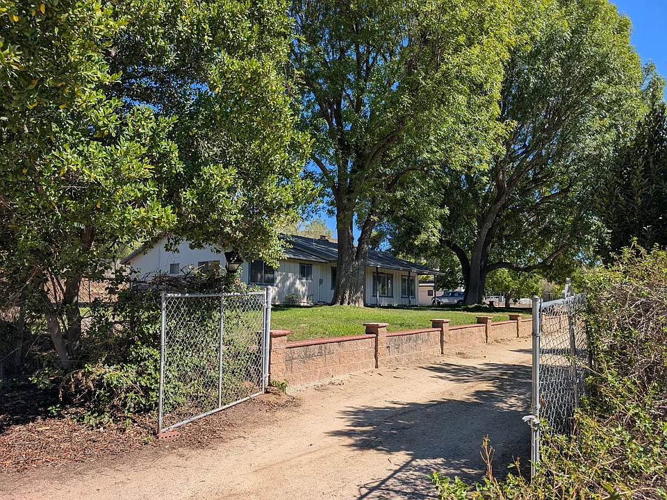 12687 Vista Dr