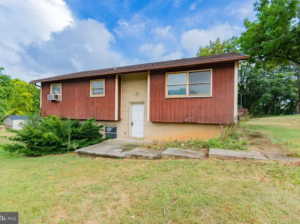 4984 Shepherdstown Rd, Martinsburg, WV 25404