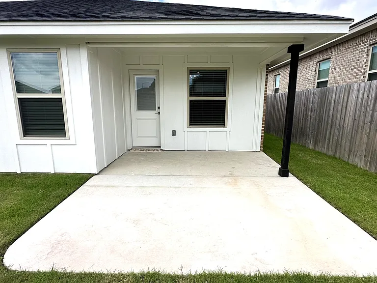 5202 White Rose Dr — Photo 22