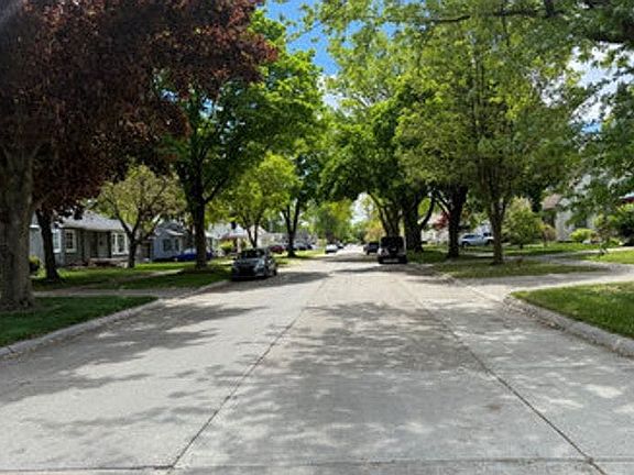 4th image of 3504 Williams St