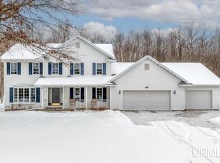 6839 Delta L92 Dr, Escanaba, MI 49829