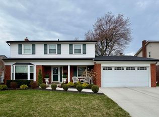 31415 Anita Dr, Warren, MI