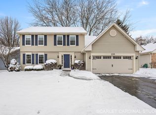 295 Meadowview Ln, Aurora, IL 60502