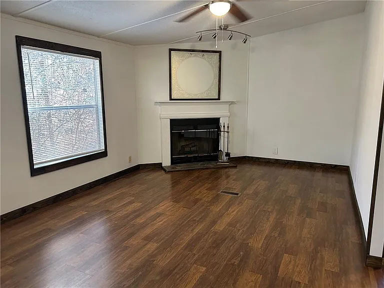 1503 J D Walton Rd — Photo 9