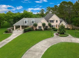 302 Camp Allen St, Dickinson, TX 77539