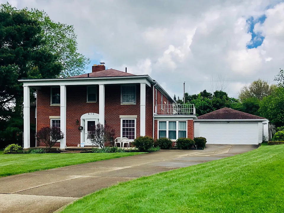 875 S Andover Rd #2