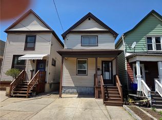 125 Cavell Ave, Hamilton, ON L8L 7E6