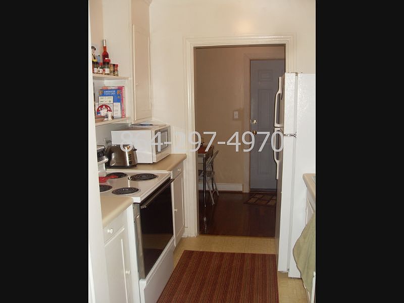 2nd image of 1 Byrd Blvd APT 10