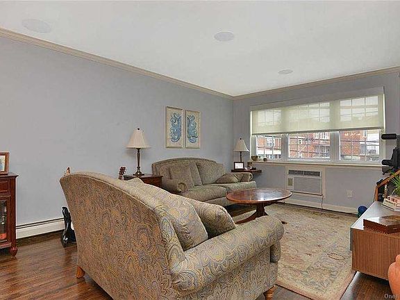 4th image of 7209 Calamus Ave
