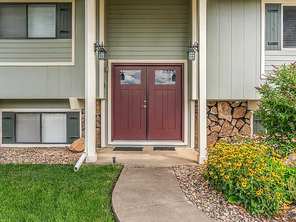 4th image of 564 1/2 Eastmoor Dr