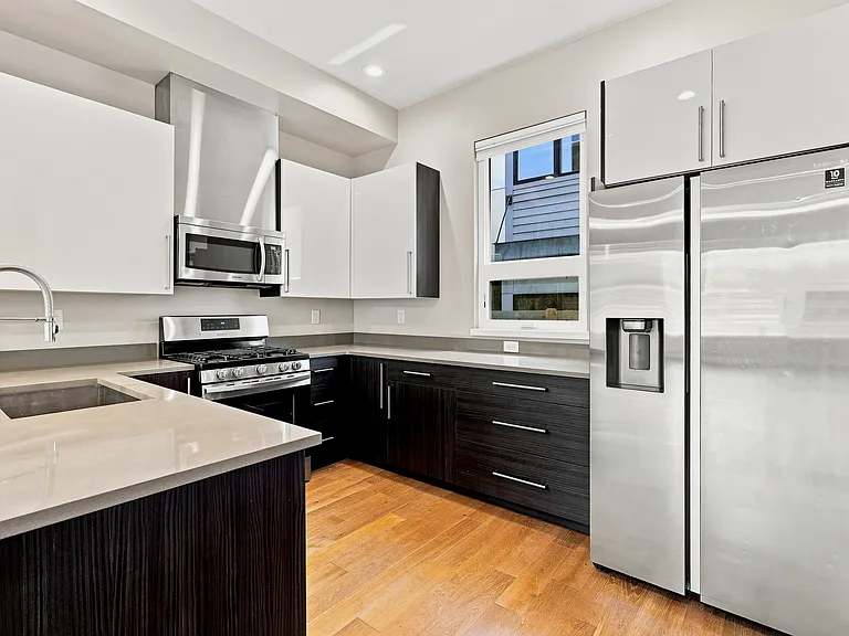 3832 Jason St #5A — Photo 6