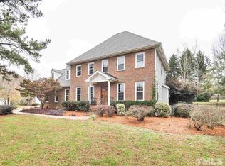 1416 Lakewind Ct, Raleigh, NC 27603