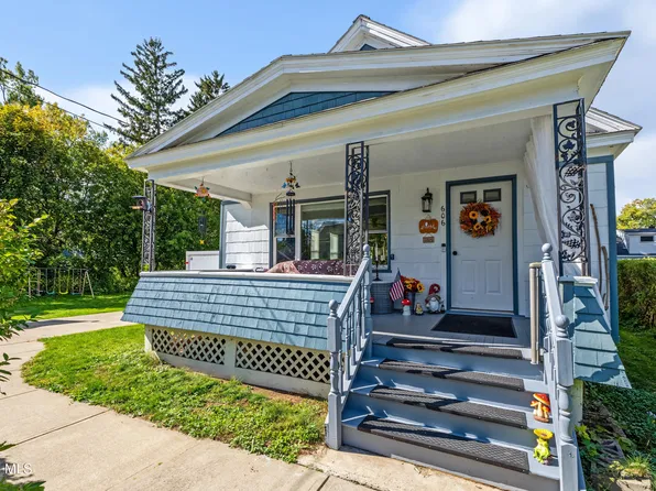606 S Holmes Street, Glenville, NY 12302