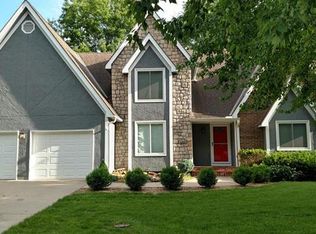 2262 SW Park Ave, Blue Springs, MO 64015