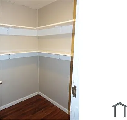 5501 Belair Rd — Photo 9