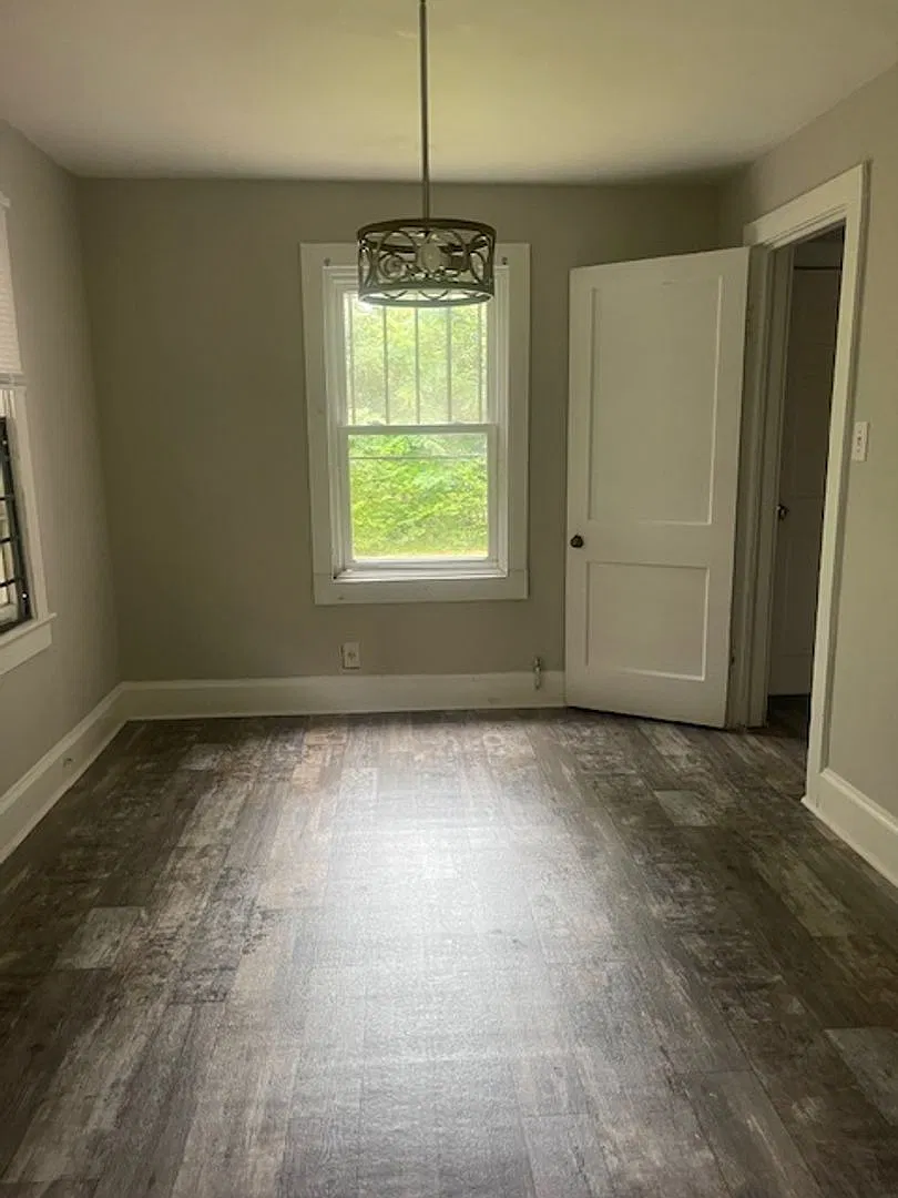 4 bedroom House for Rent — Photo 2