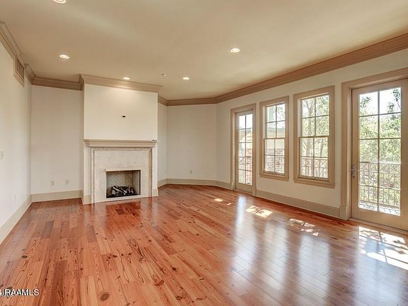 5th image of 302 Richland Ave Unit 205C