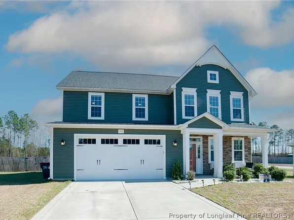 1537 Creekwood Rd, Hope Mills, NC 28348