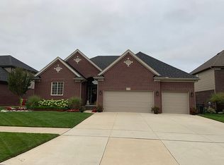 52750 Tacoma Narrows Dr, Macomb, MI 48042