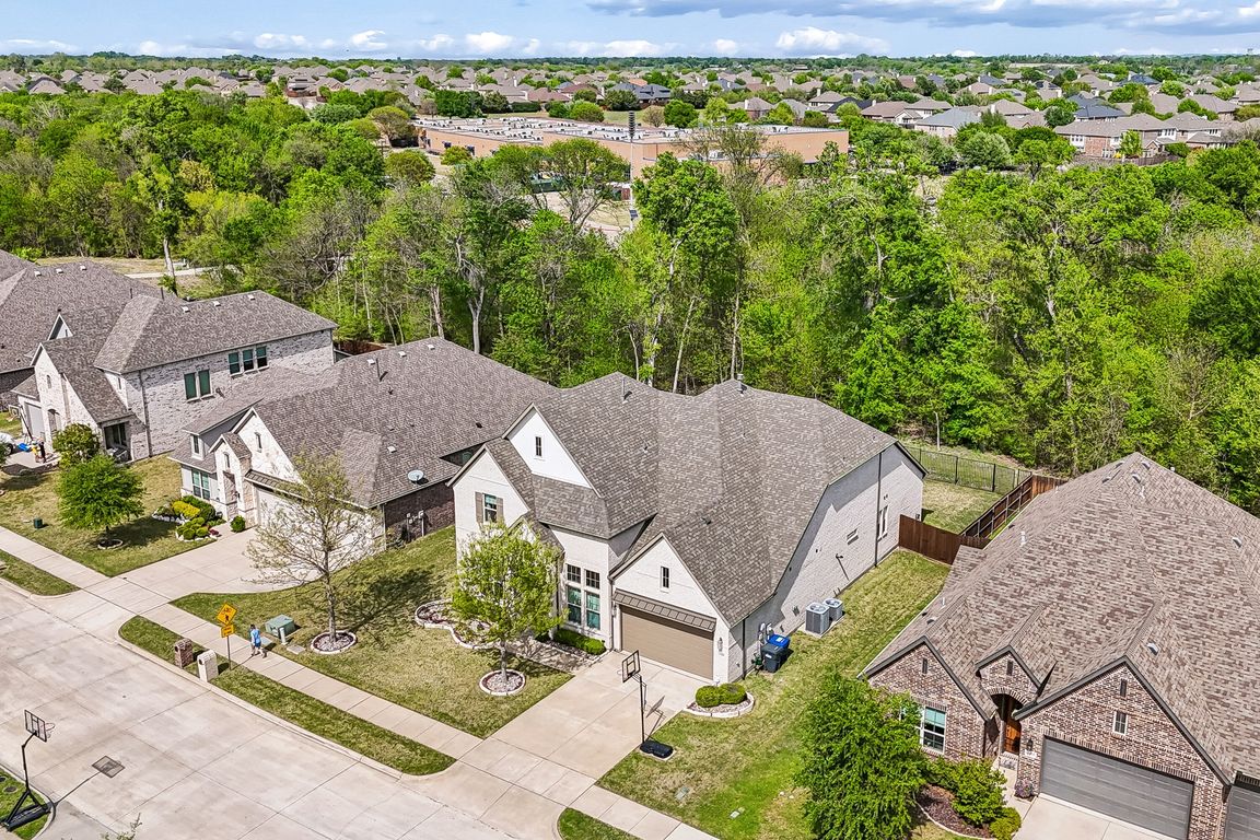 3108Maplewood_001