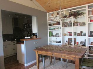 7522 SW Barnes Rd UNIT B, Portland, OR 97225