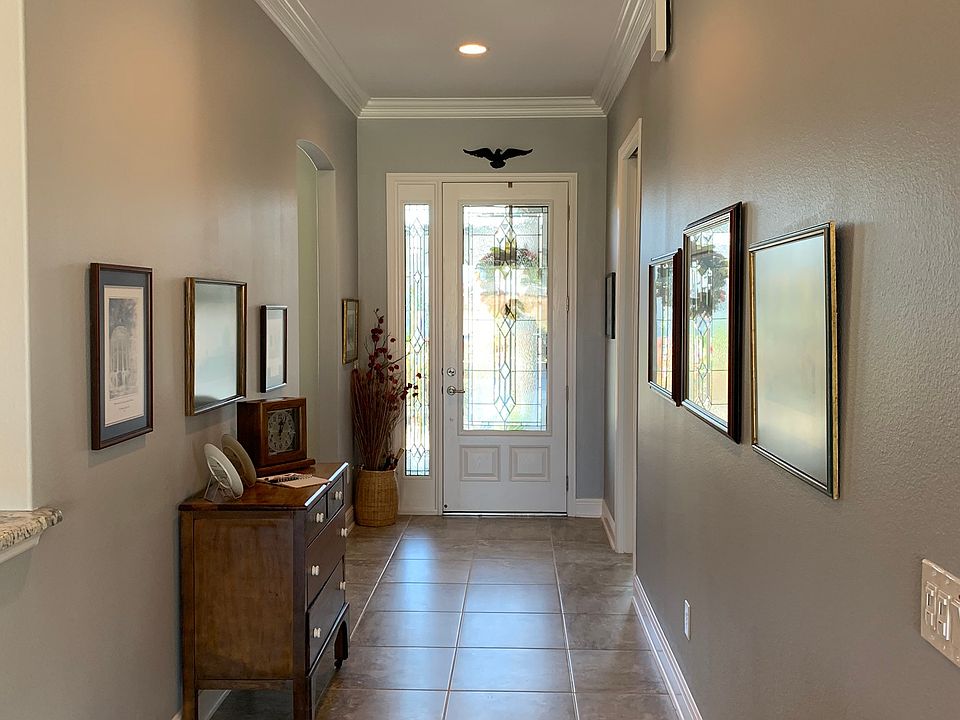 Leaded glass door entry