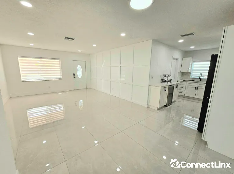 7304 Westwood Dr — Photo 7