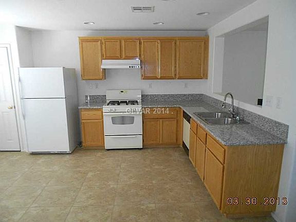 2nd image of 8065 Windmill Villa St