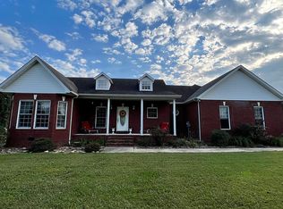 2913 Sixteenth Model Rd, Manchester, TN 37355